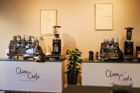 Schulungsraum Showroom für Barista Kurs in Mannheim mit Espressomaschinen