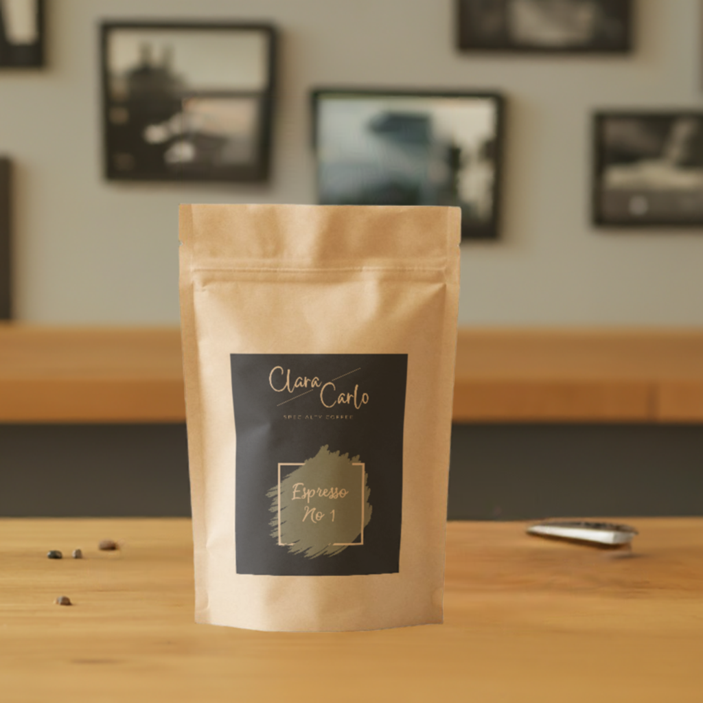 Packung Espressobohnen aus Mannheimer Kaffeerösterei für die Siebträgermaschine