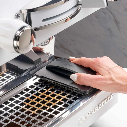 Reinigungstool für die Tropfschale - Drip Tray Cleaning Tool von Artpresso