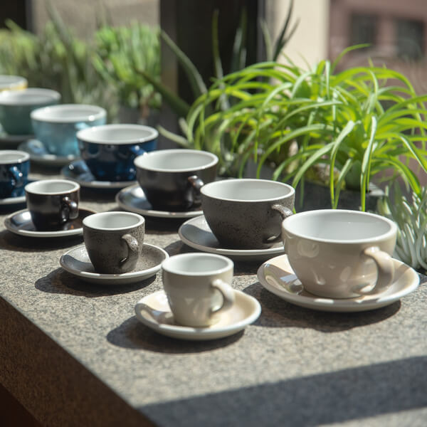 Loveramics Tassen Serie Egg Cappuccino und Espresso Tassen